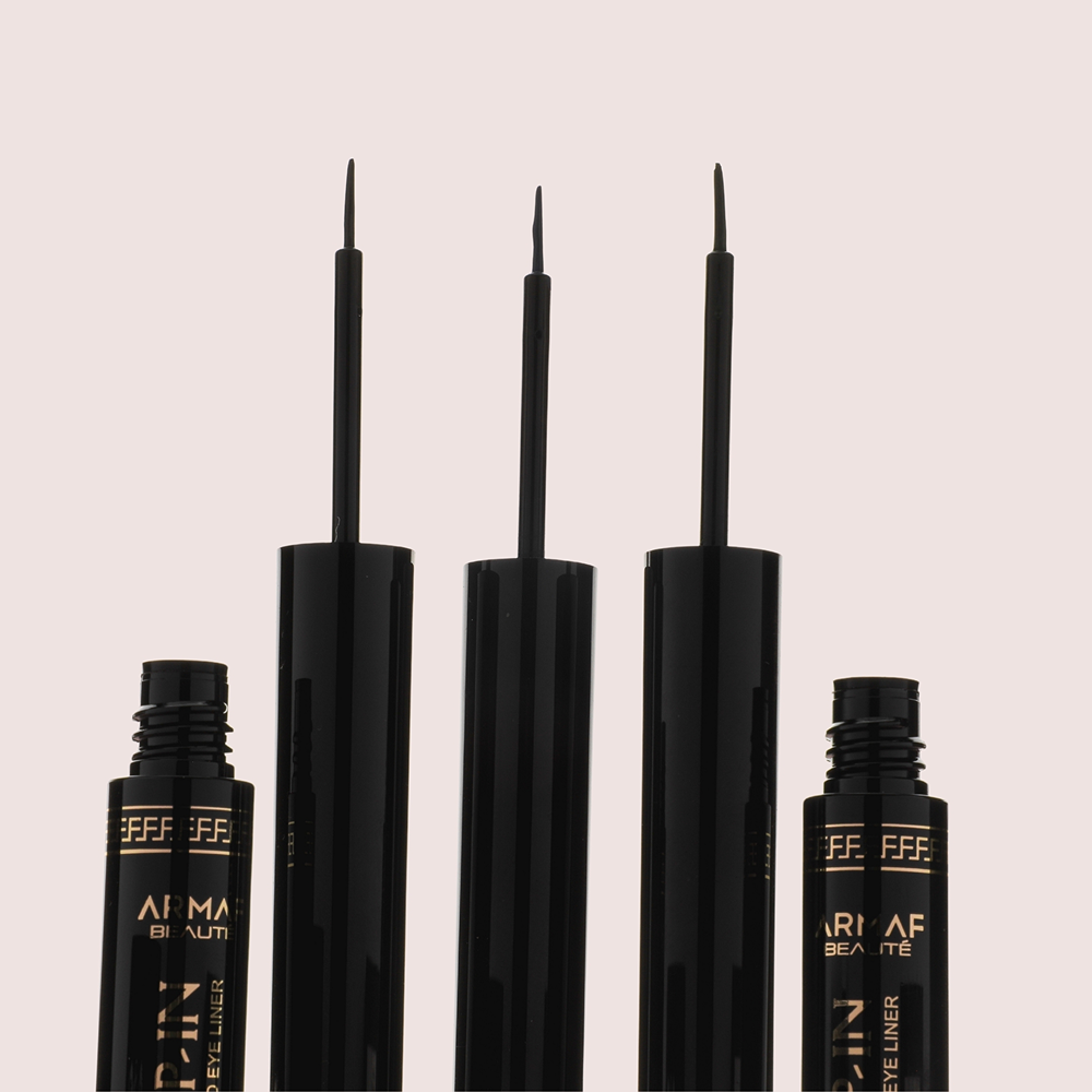 Dip-in Liquid Eyeliner Water-Resistant Liquid Eyeliner for Bold Precise Lines